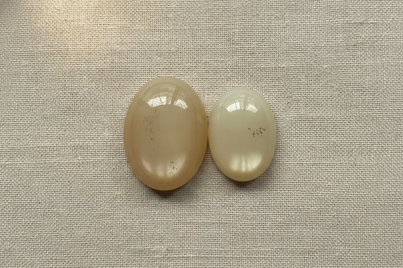 Silk Moonstone from India, hand-graded by The Stone Atlas, lot XA35