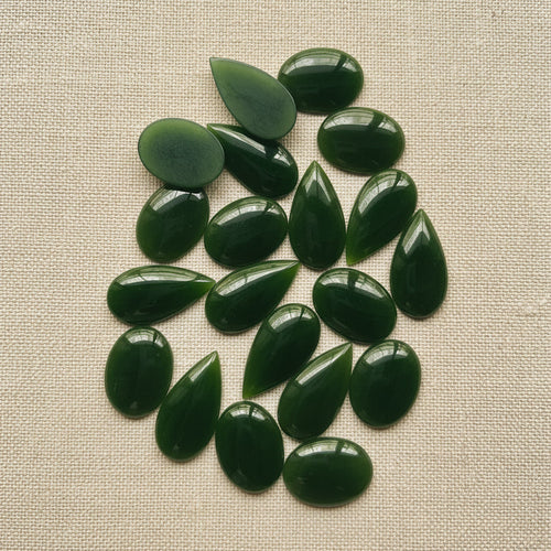 Jade Nephrite · Hualien, Taiwan, 10 ct parcel