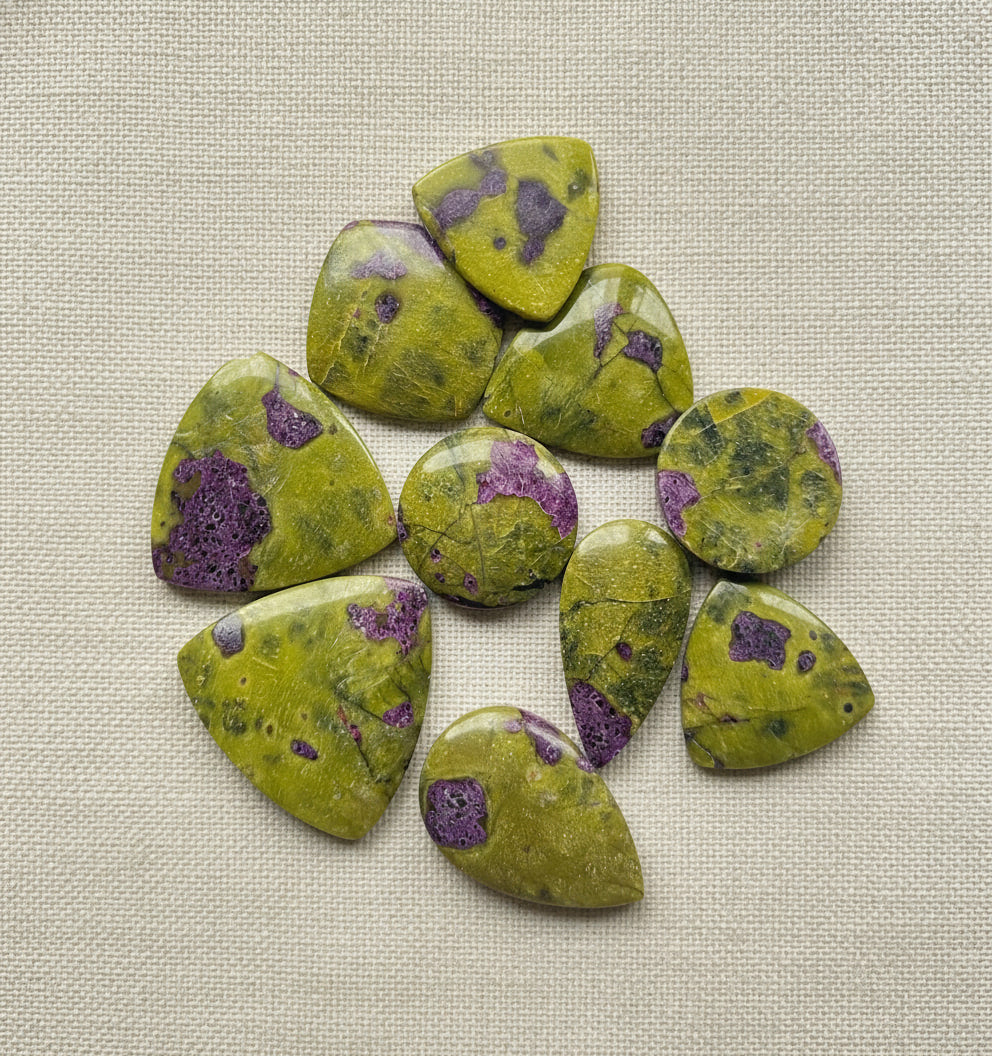 Atlantisite from Australia, hand-graded by The Stone Atlas, lot XA56