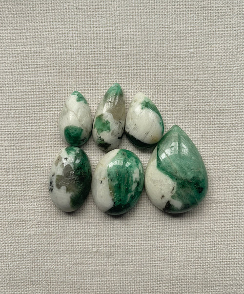 Emerald Quartz · Sandawana, Zimbabwe, 6-piece lot (~253 ct)