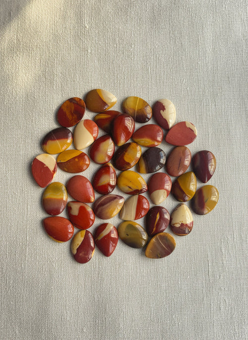 Mookaite Jasper · Cilacap, Central Java, Indonesia, ~13 ct piece