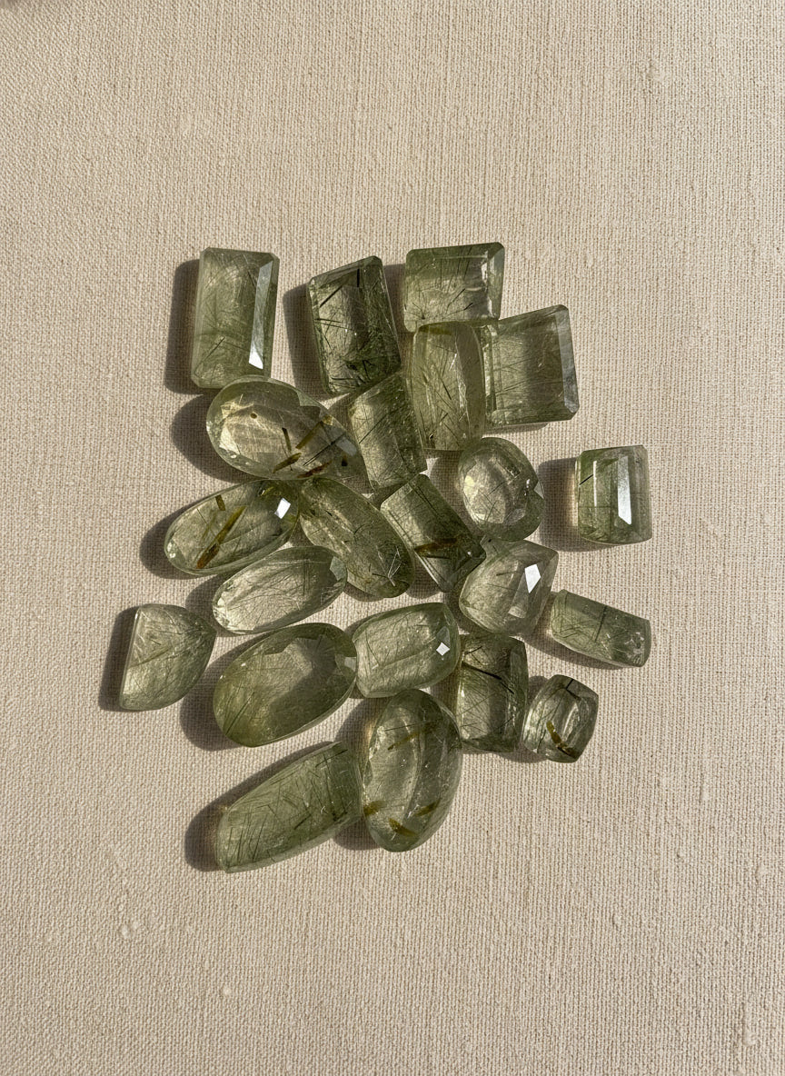 Green Rutilated Quartz from Brazil, hand-graded by The Stone Atlas, lot XA94
