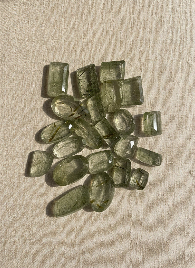Green Rutilated Quartz from Brazil, hand-graded by The Stone Atlas, lot XA94